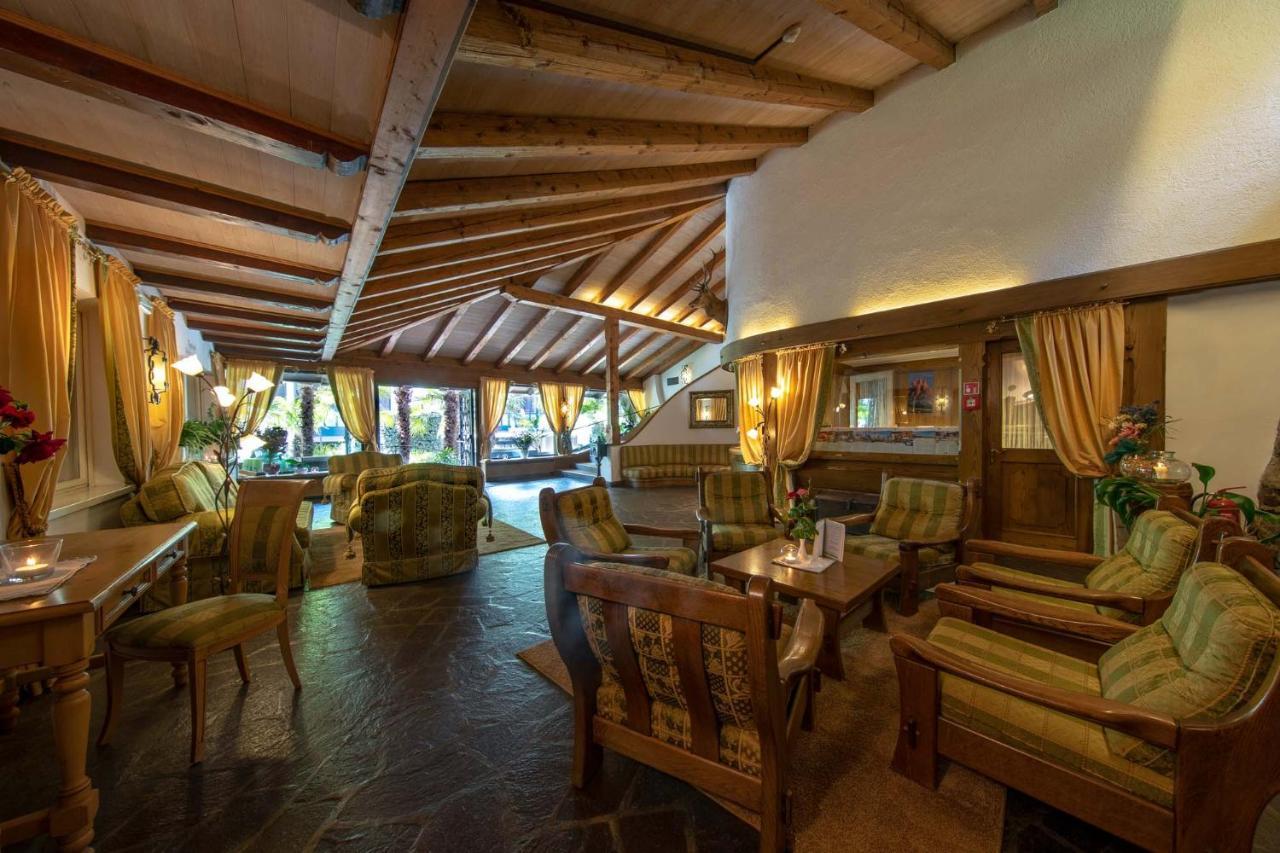 Palmengarten Hotel Gstoer Lagundo Extérieur photo